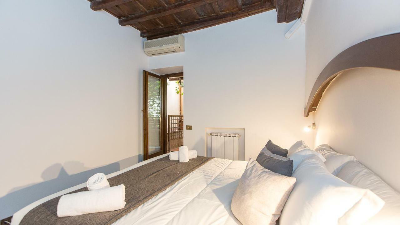 Rental in Rome Scala Deluxe Esterno foto